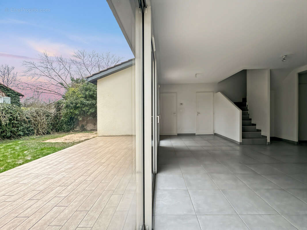 Maison à ARNAS