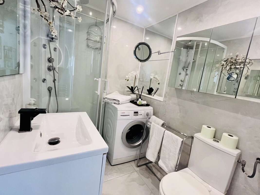 Appartement à BEAULIEU-SUR-MER