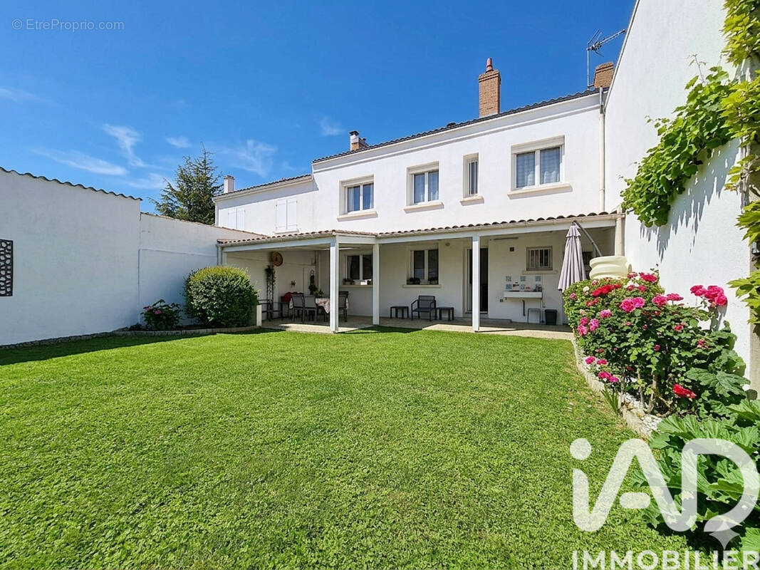 Photo 1 - Maison à LA ROCHELLE