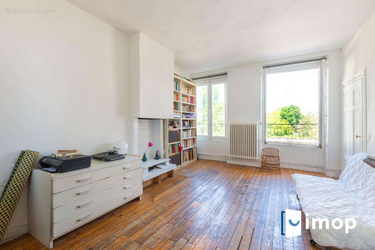 Appartement à VERSAILLES