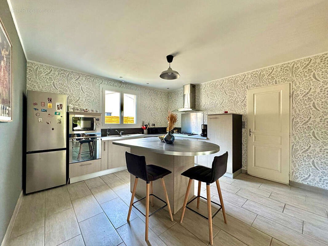 Maison à SAINT-SULPICE-DE-ROYAN