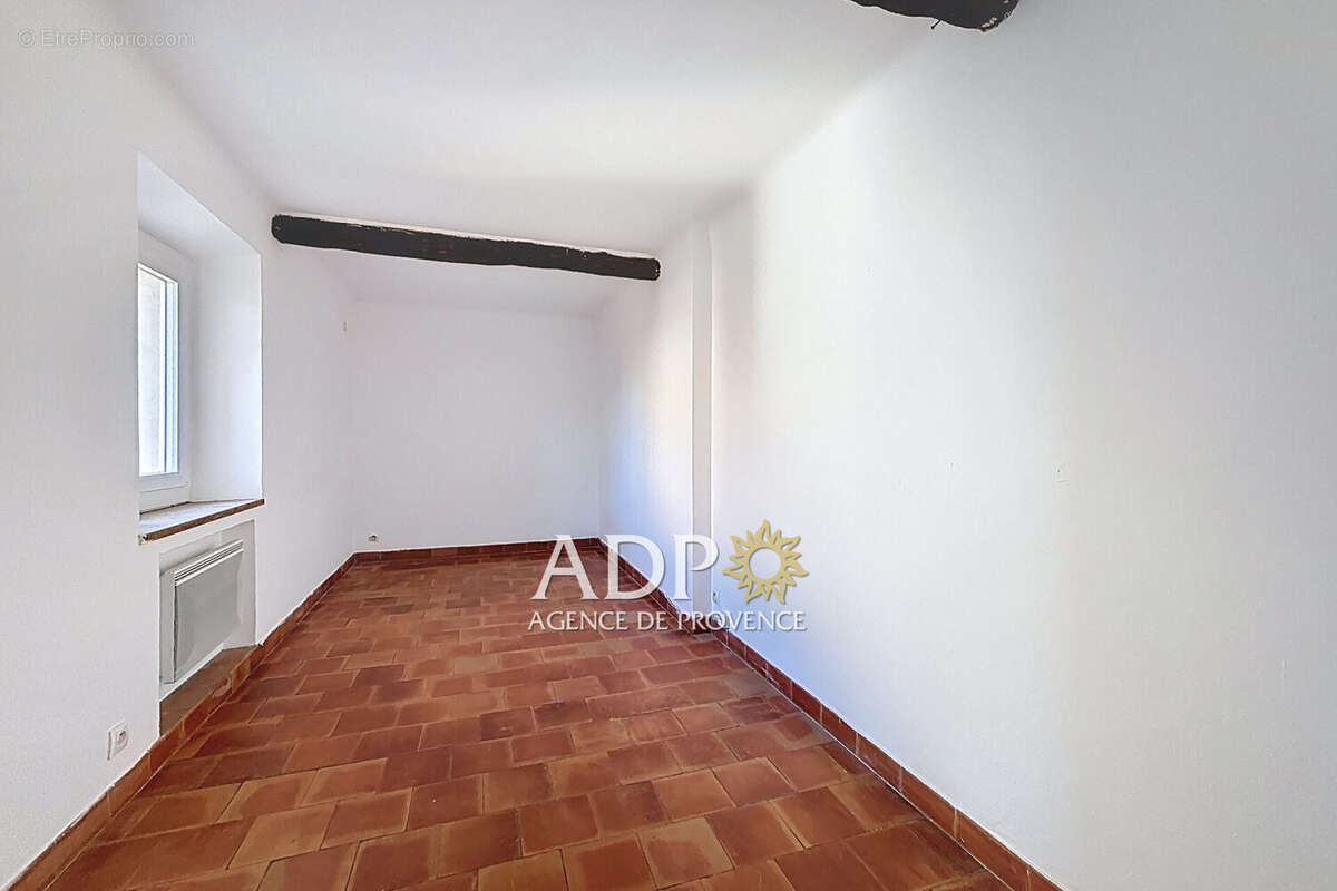 Appartement à SAINT-VALLIER-DE-THIEY