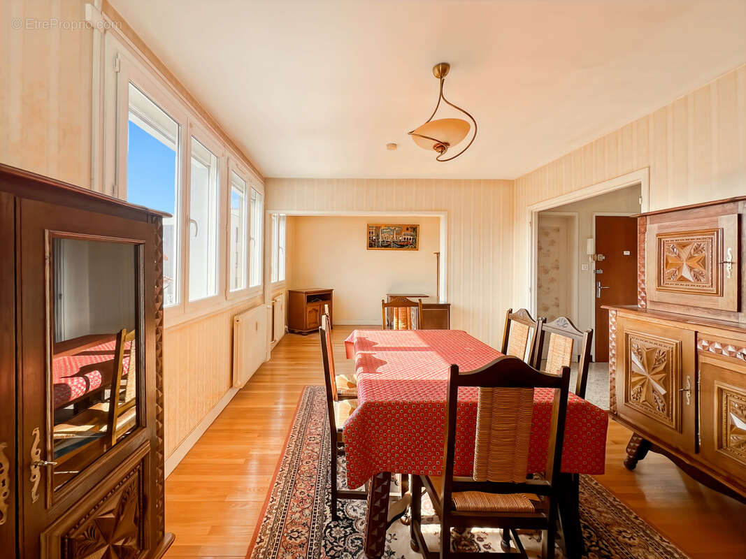 Appartement à CLERMONT-FERRAND