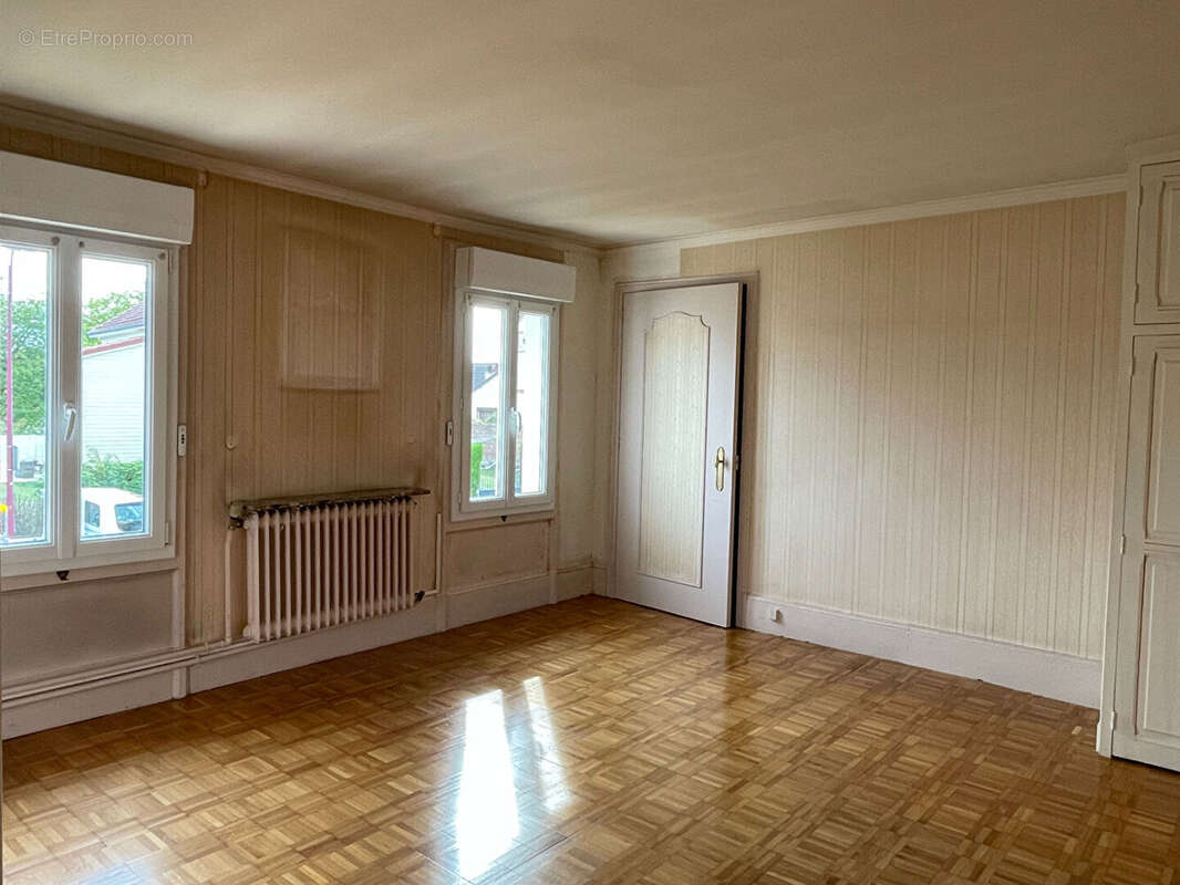 Maison à SAINT-PIERRE-LES-ELBEUF