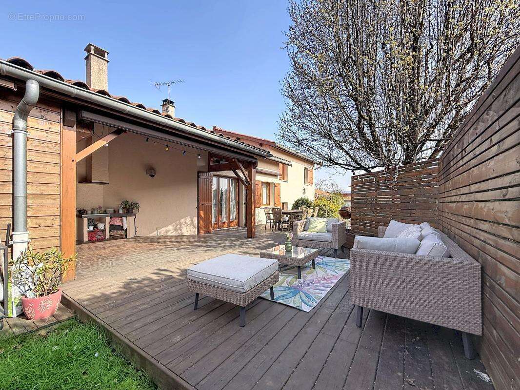 Maison à CHAZAY-D'AZERGUES