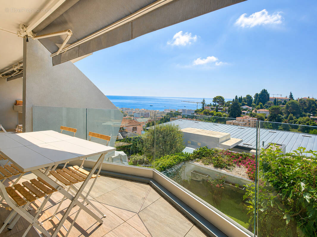 Appartement à ROQUEBRUNE-CAP-MARTIN