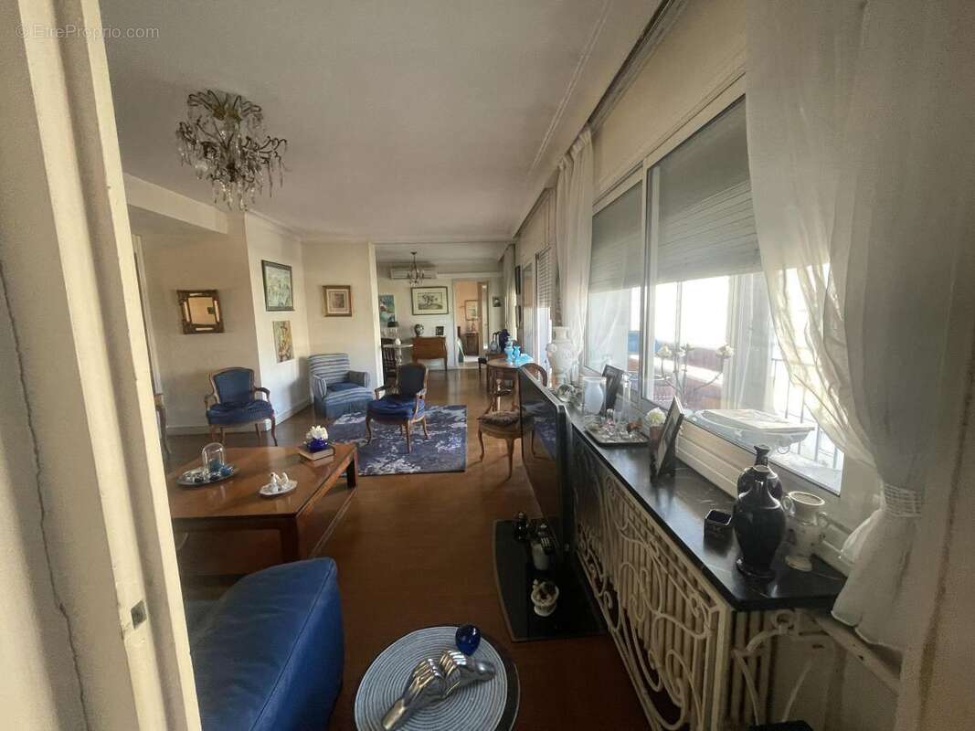 Appartement 115 m² à Valence  - photo 6