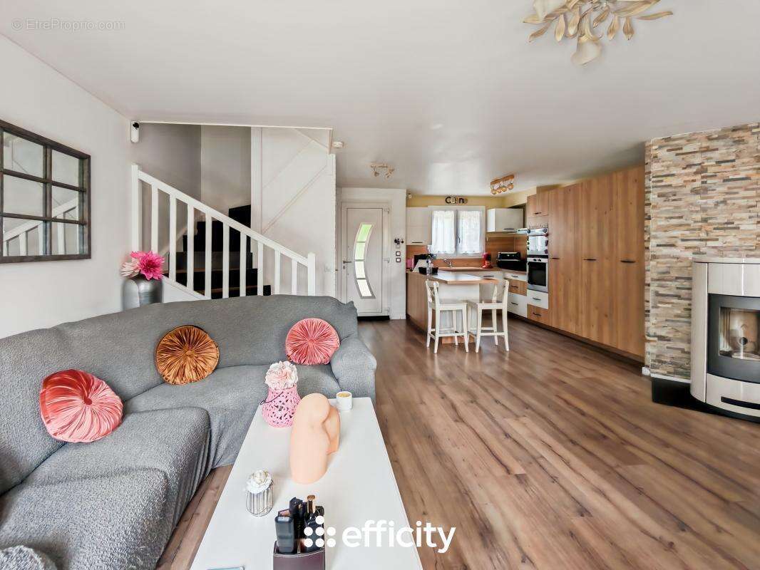 Maison à EMERAINVILLE