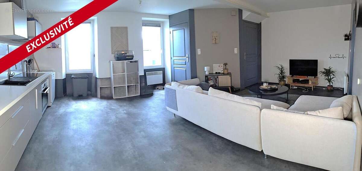 Maison à LE VIVIER-SUR-MER