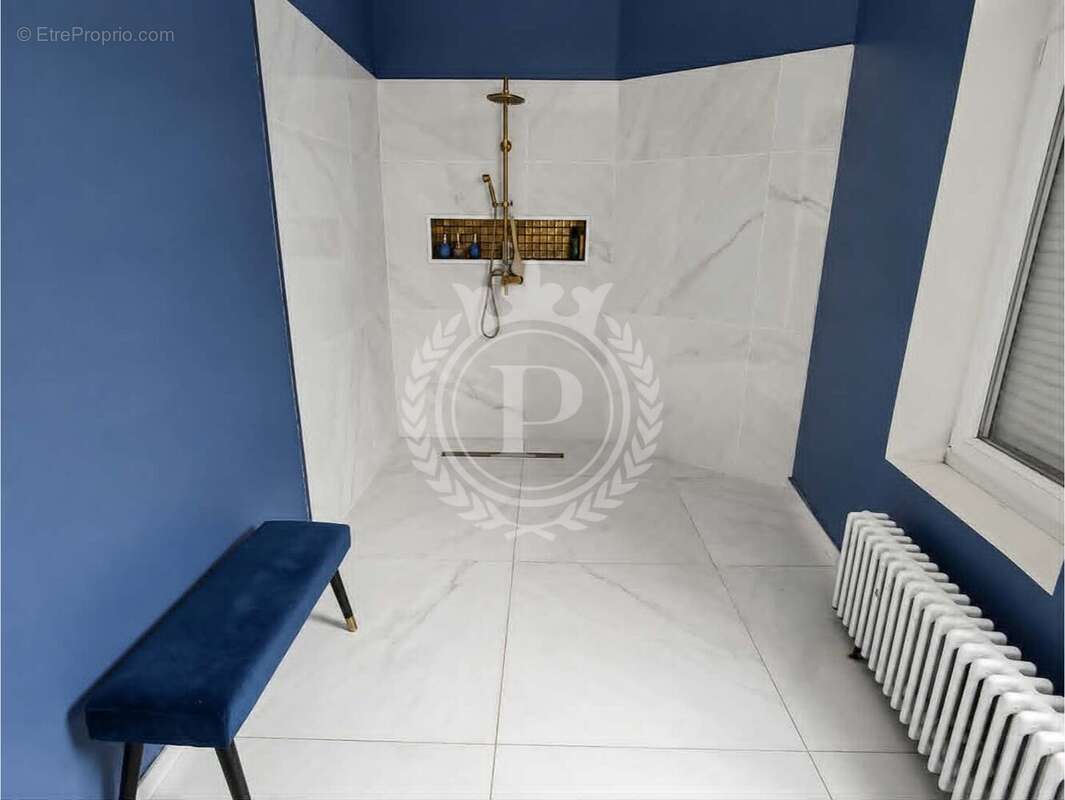 Maison 272 m² à Arras  - photo 8