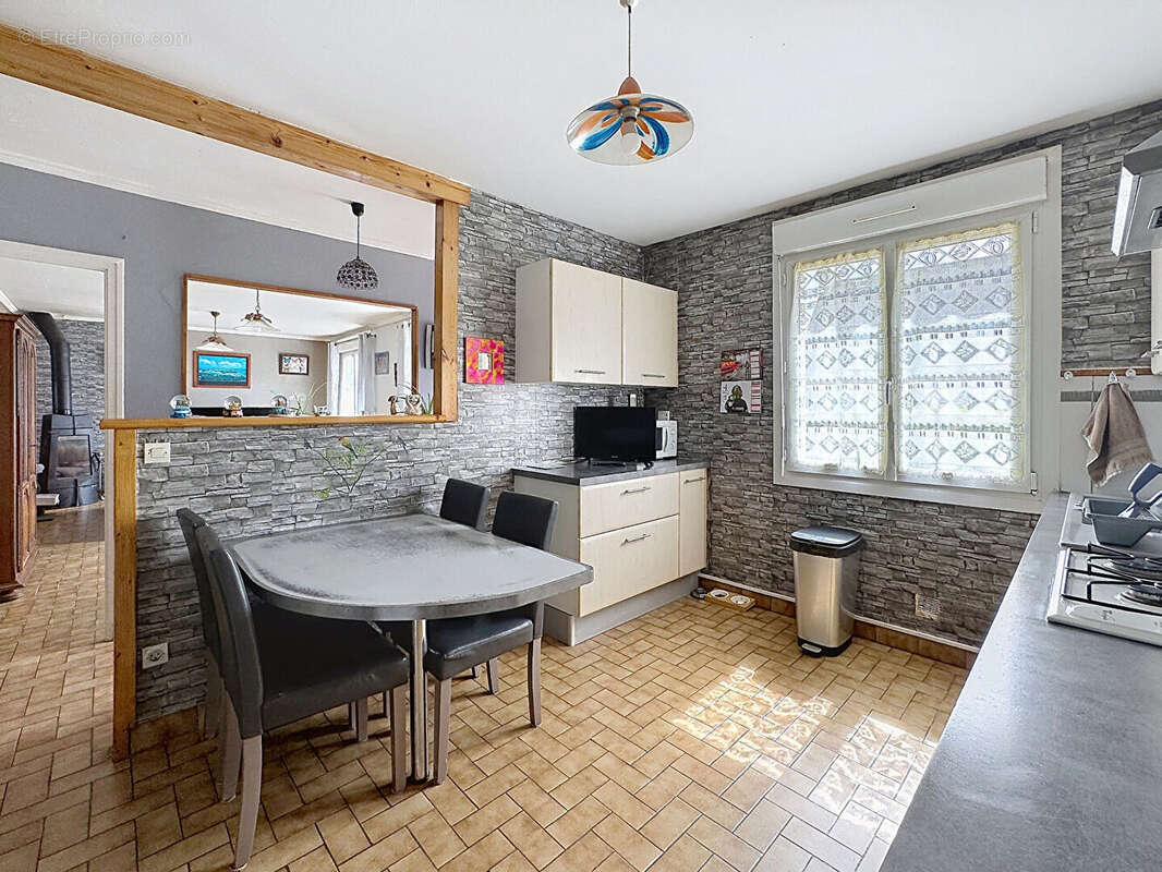 Maison à LE FOLGOET