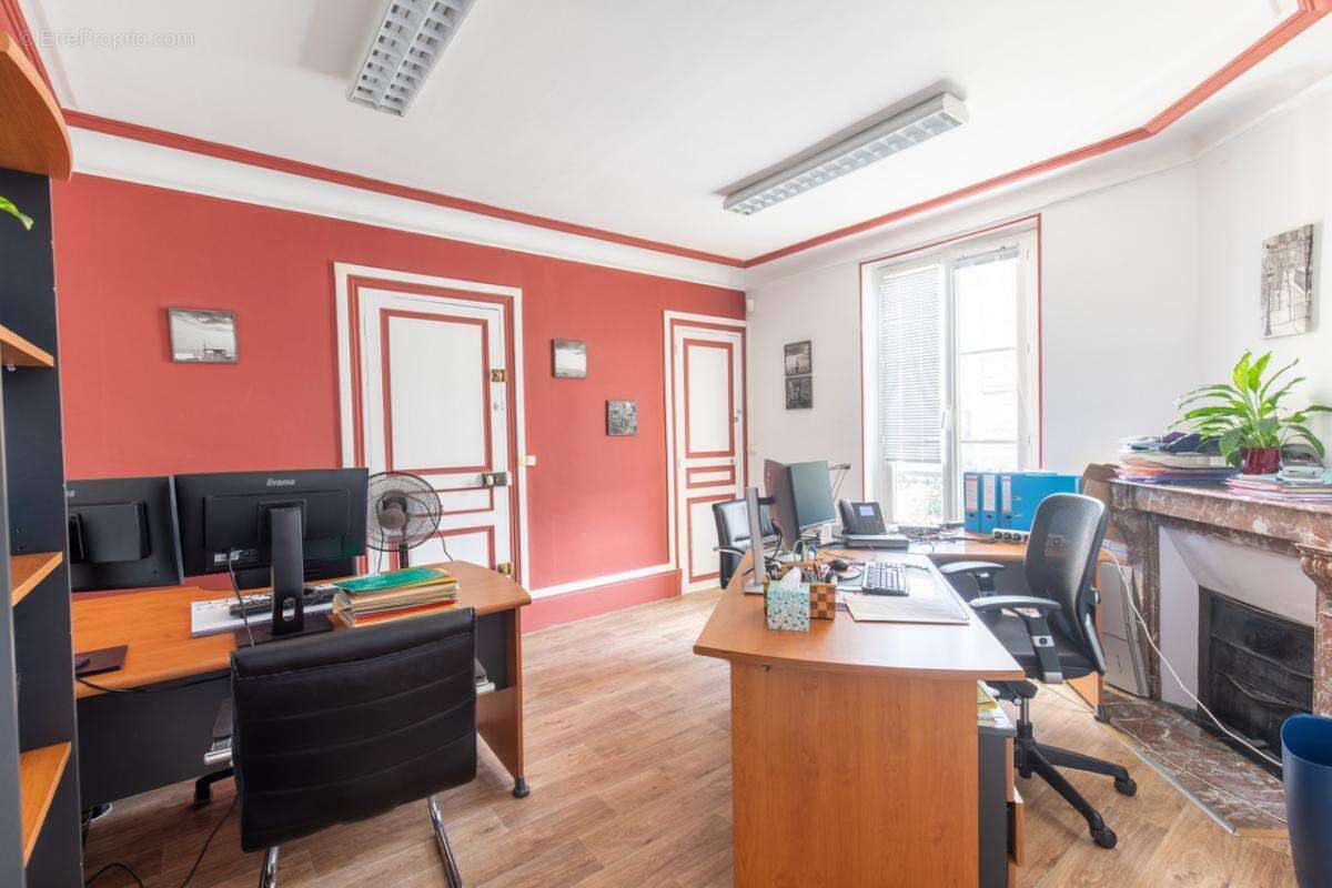 Appartement à LES MUREAUX