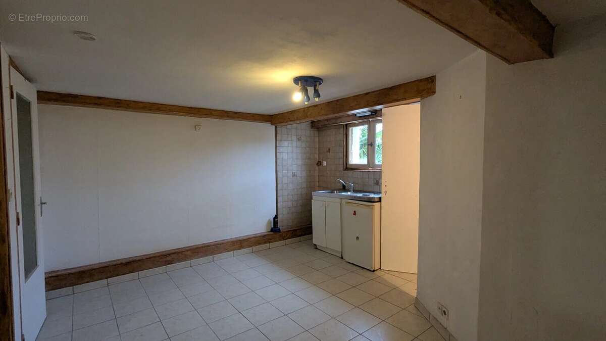 Maison à MONTMORILLON