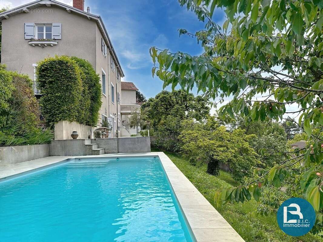 Maison à SAINT-DIDIER-AU-MONT-D'OR