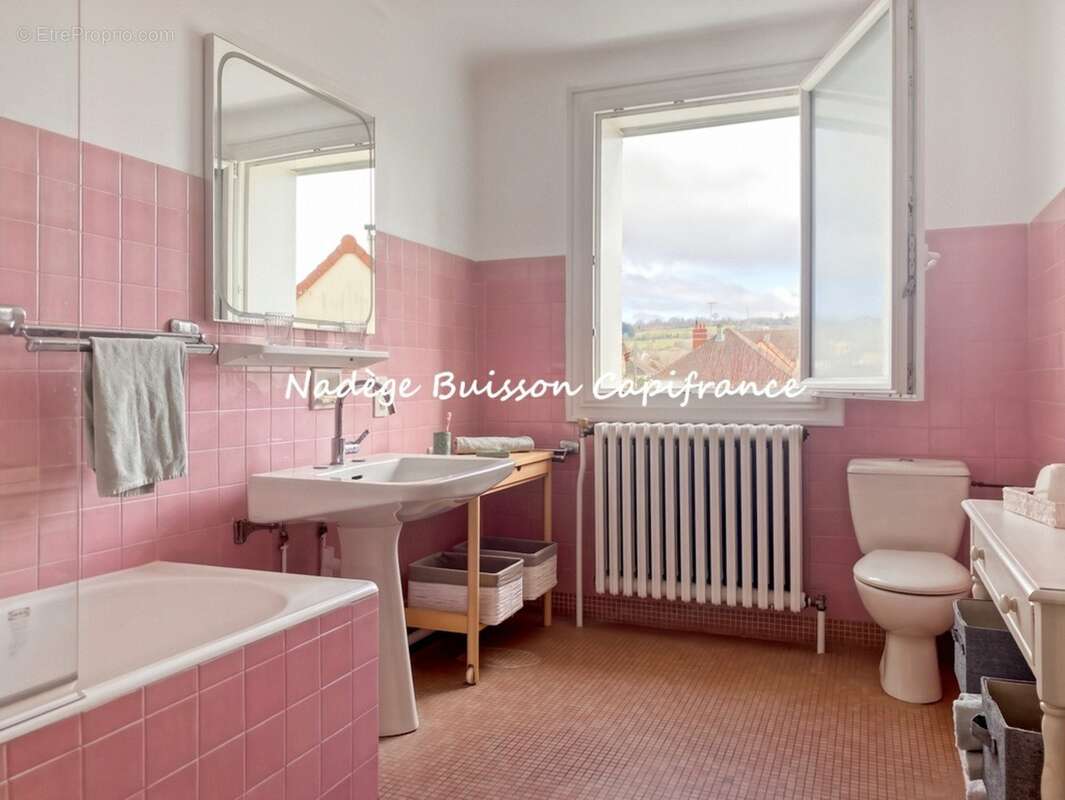 Maison rénovée de 5 pièces 125 m² - Proche centre-ville de  DIVES SUR MER - DPE B - photo 16