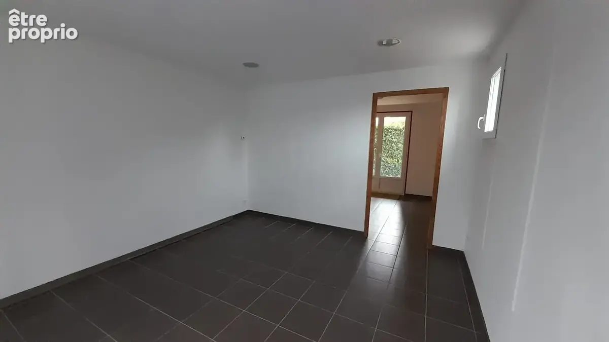 EXCLUSIVITE-AMPHION - Local commercial de 37 m2 - photo 8
