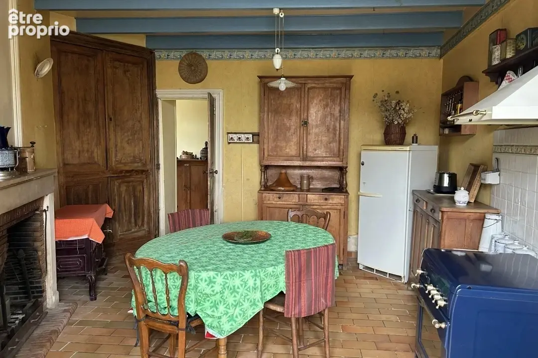 Charmante maison de caractère avec cave voûtée et jardins - photo 3