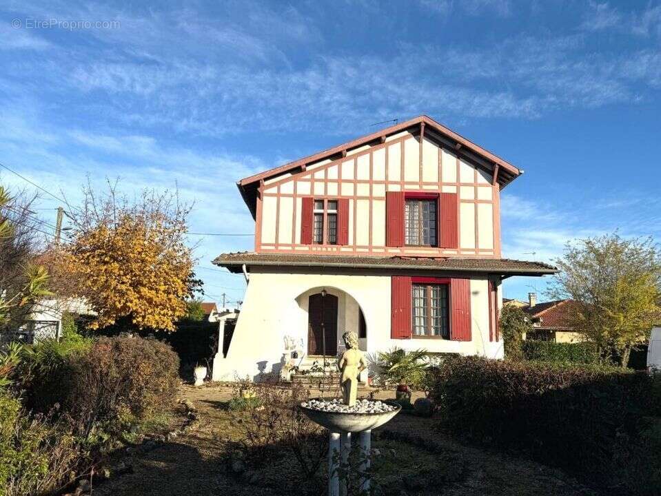 Maison à ROMANS-SUR-ISERE