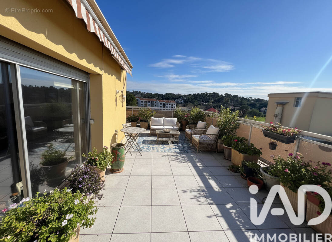 Photo 1 - Appartement à NIMES