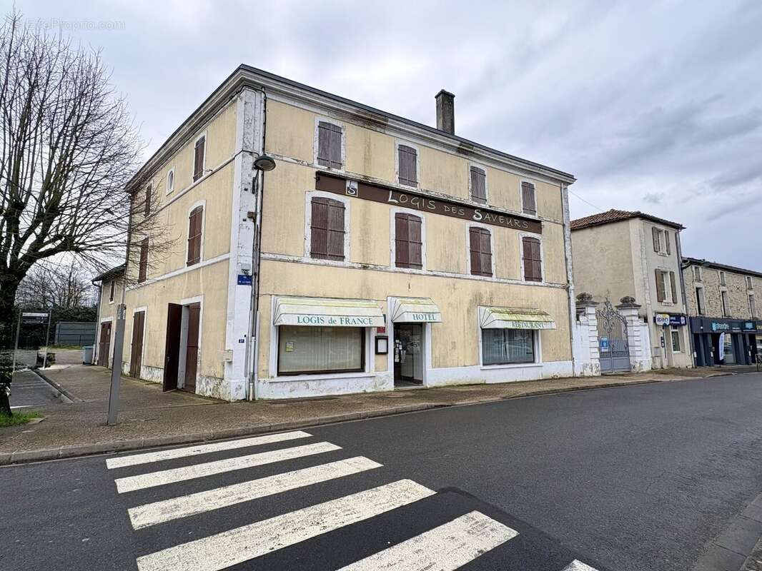 Maison à CHASSENEUIL-SUR-BONNIEURE