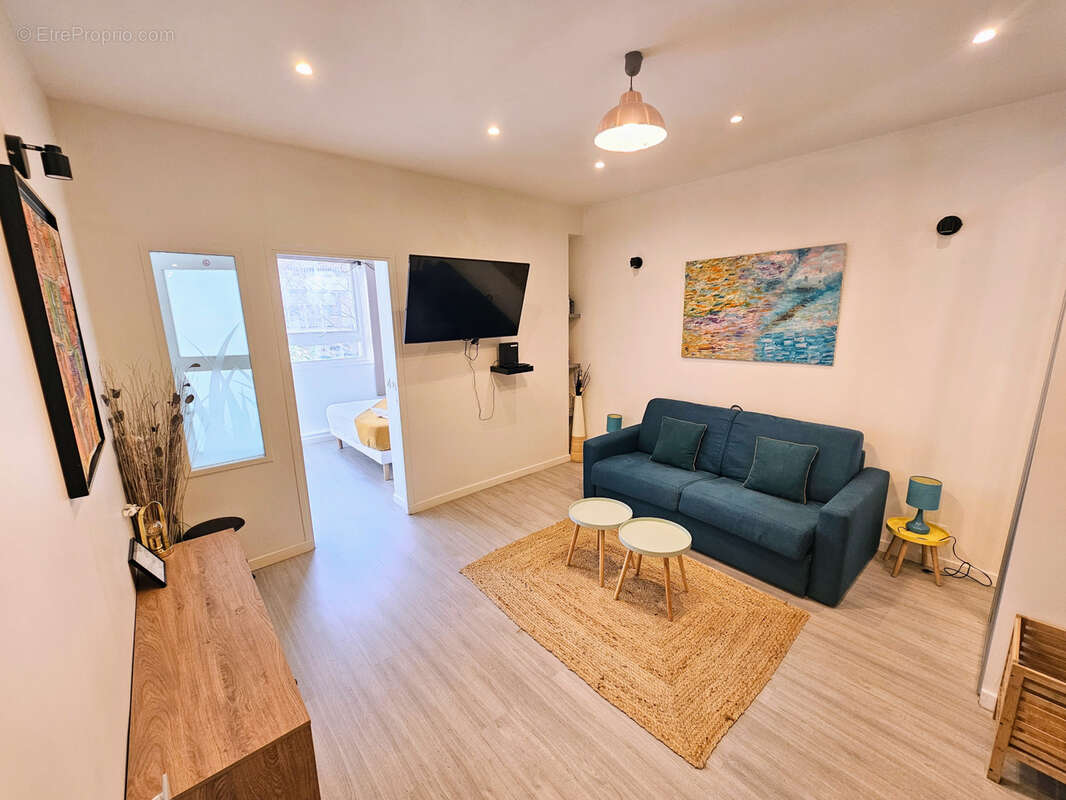 Appartement à PARIS-20E