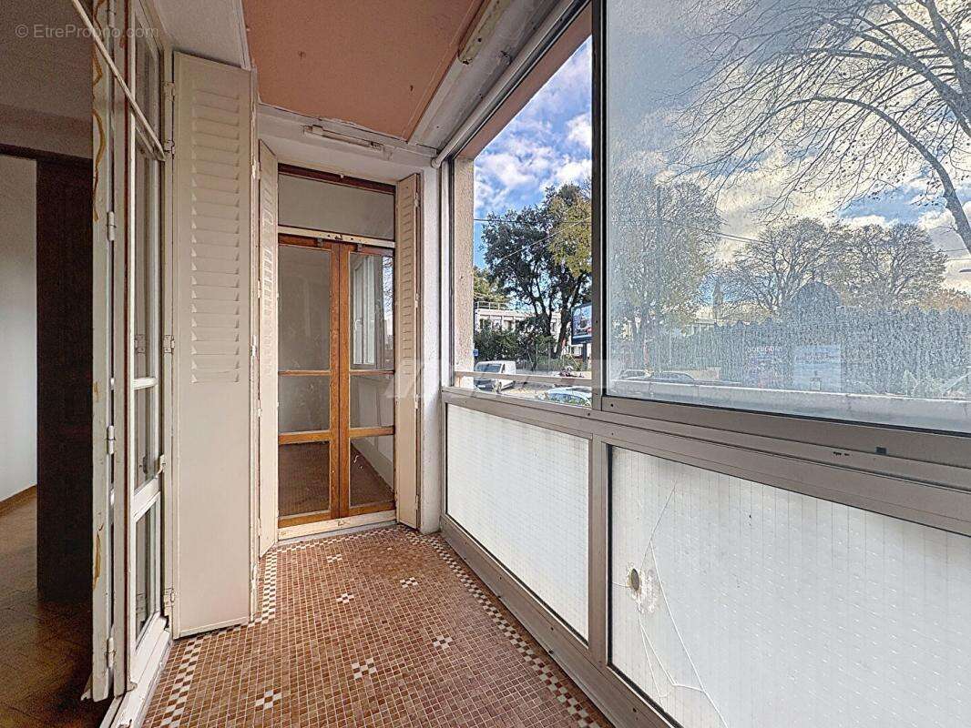 Appartement à MARSEILLE-9E