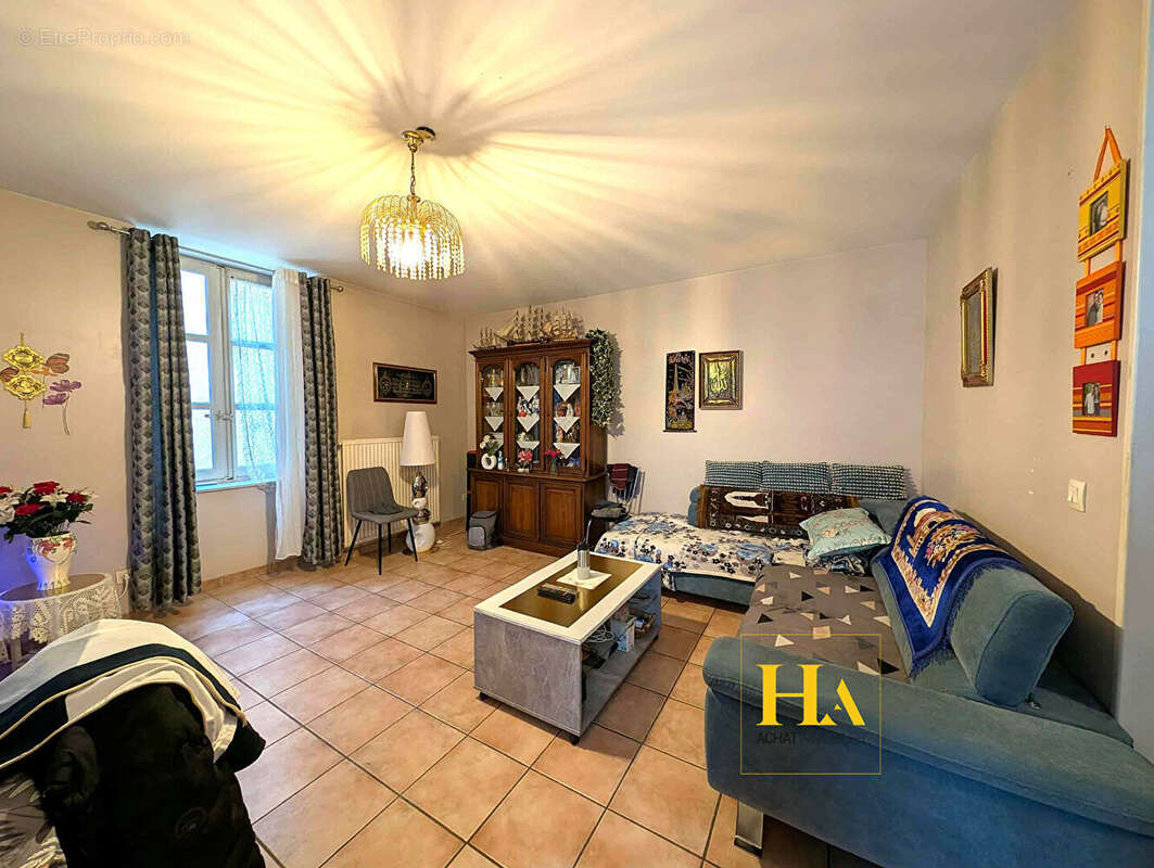 Appartement à ROMANS-SUR-ISERE