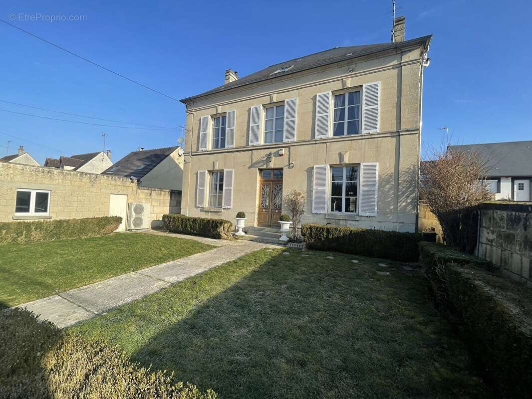 Maison à CREPY-EN-VALOIS