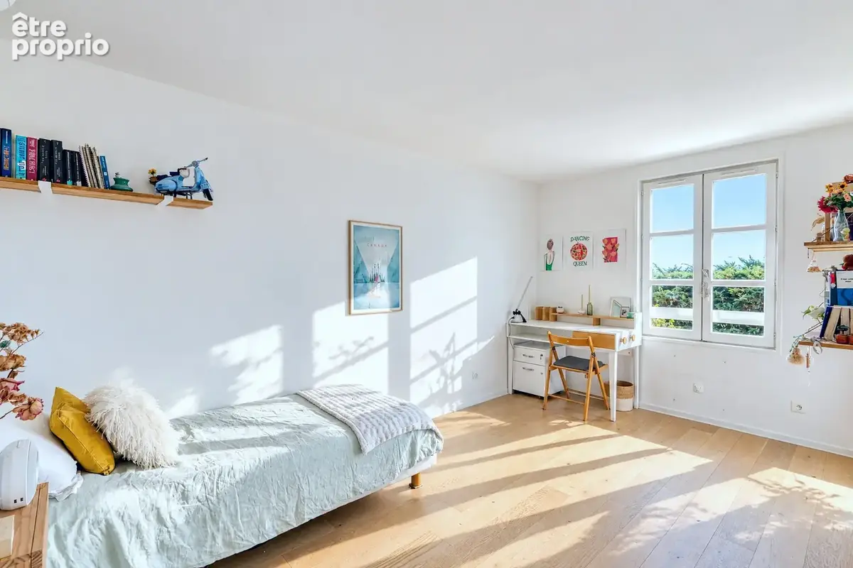 Maison 6 pièces, garages, jardin paysagé avec piscine   Saint-Cyr-au-Mont-d’Or - photo 20