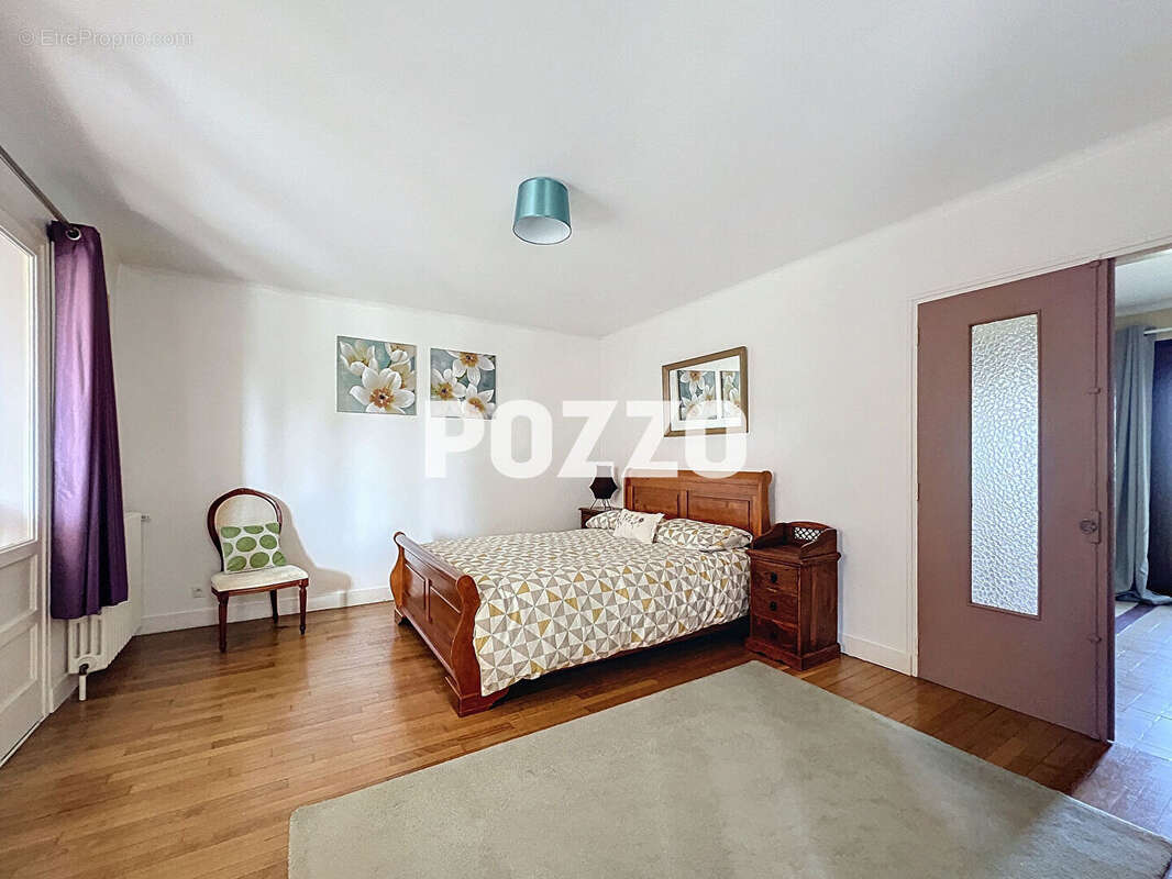 A Vendre - LAPENTY - Maison 10 pièce(s) 196 m² - VASTE TERRAIN - photo 9