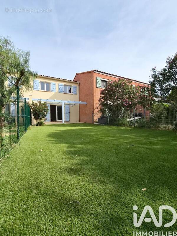 Photo 1 - Maison à SAINT-ESTEVE