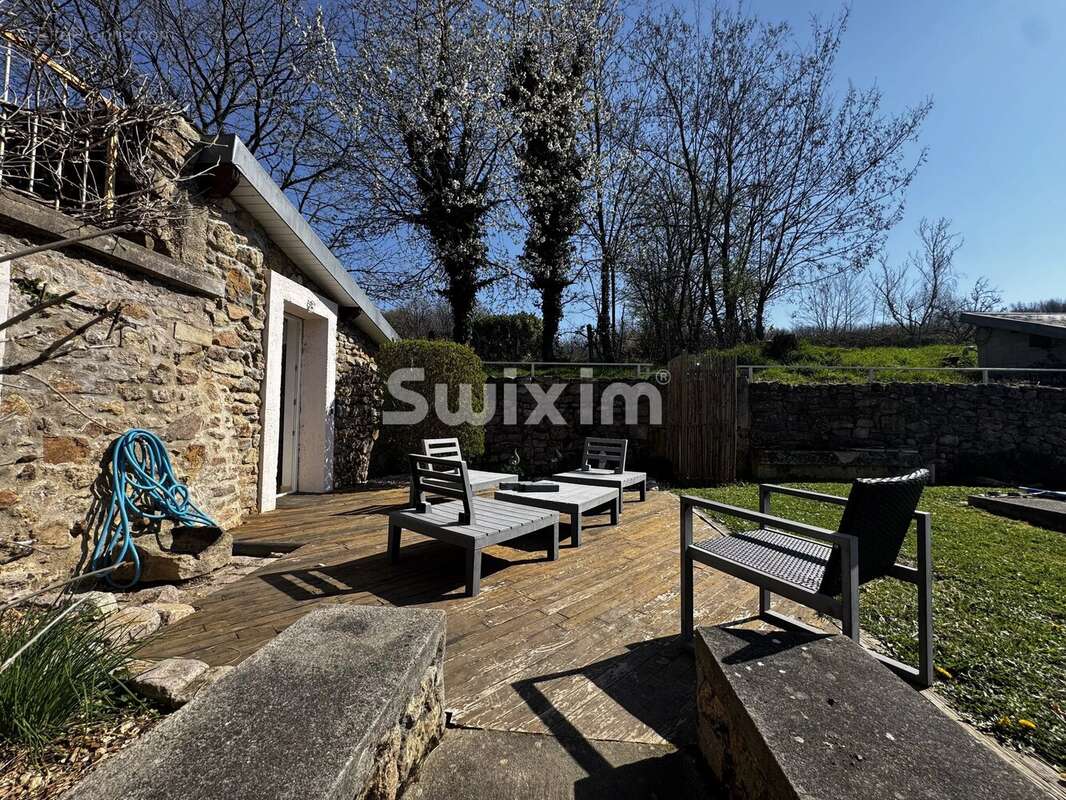 Maison de caractère avec piscine – Écrin de verdure à Avallon - photo 3