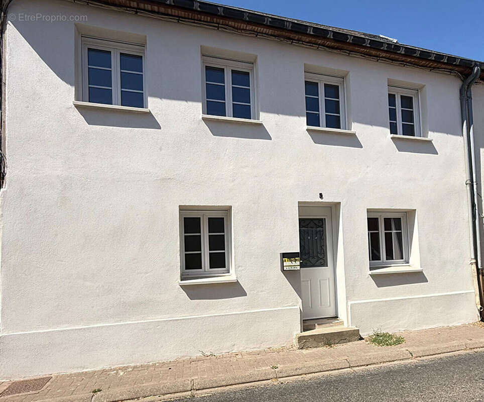 Maison de village 100 m2 renovee integralement - photo 11
