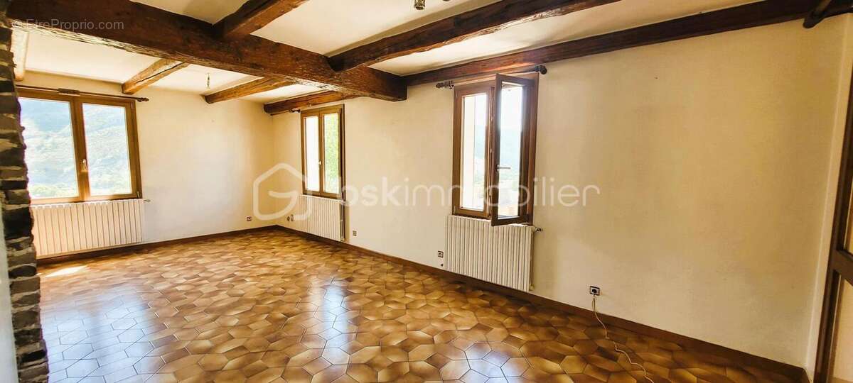 Appartement à THORAME-HAUTE