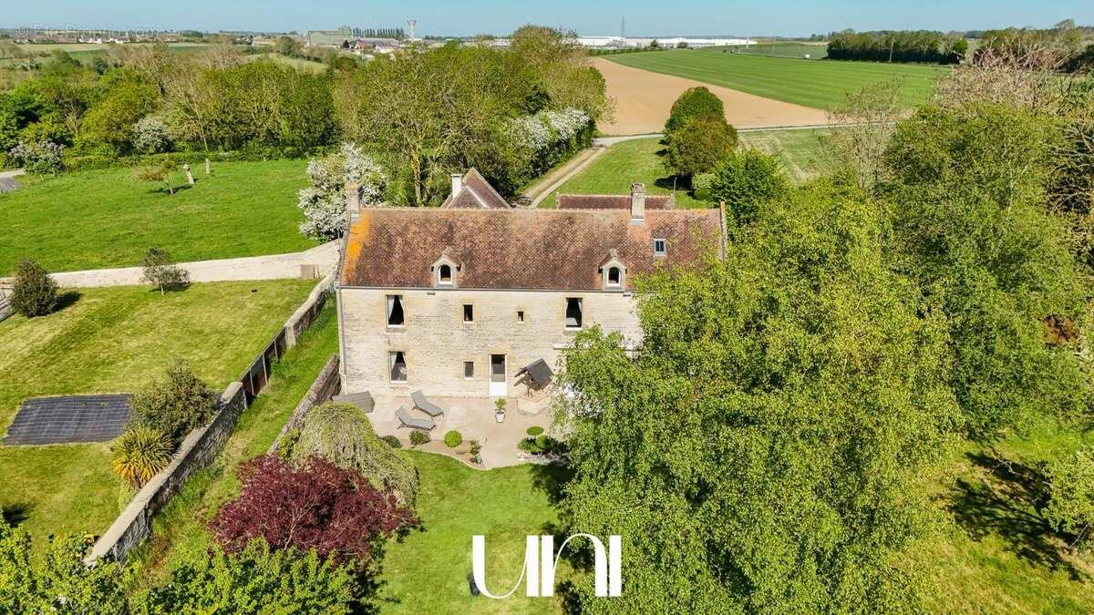 Maison à CREULLY