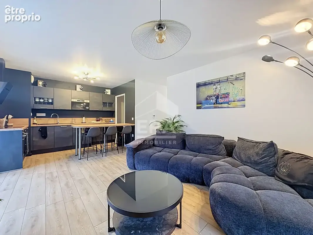 Photo Appartement à Ifs au prix de 290 000€