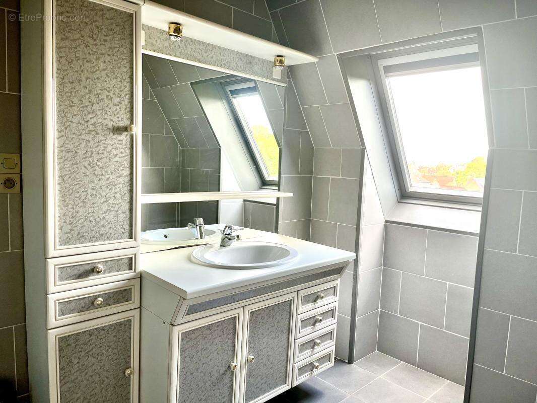 Appartement à PHALEMPIN