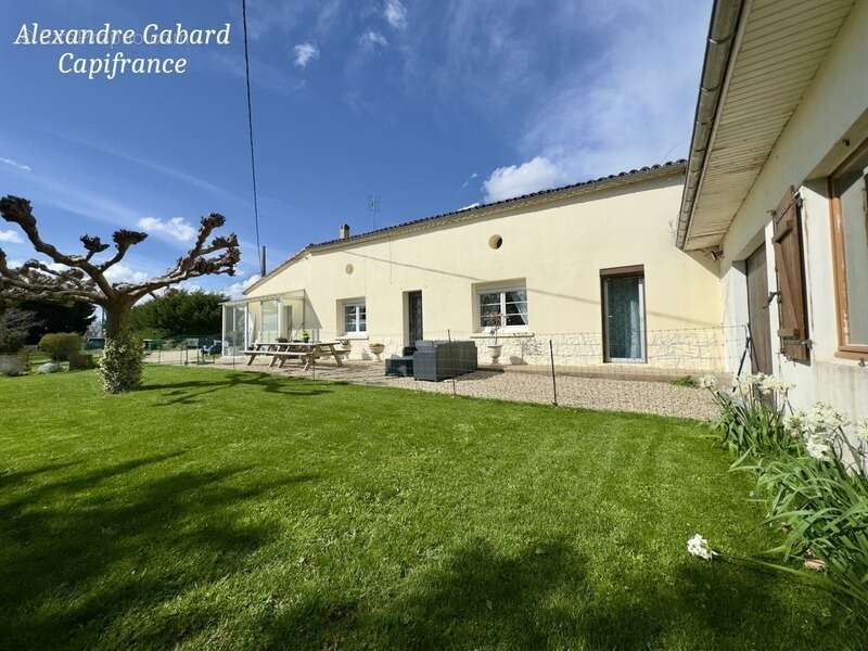 Maison à RAUZAN