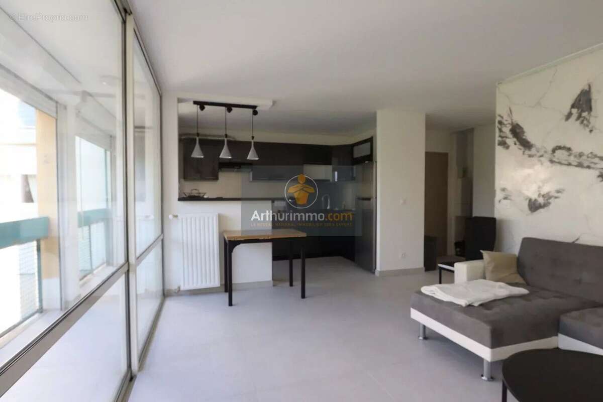 Appartement à APT