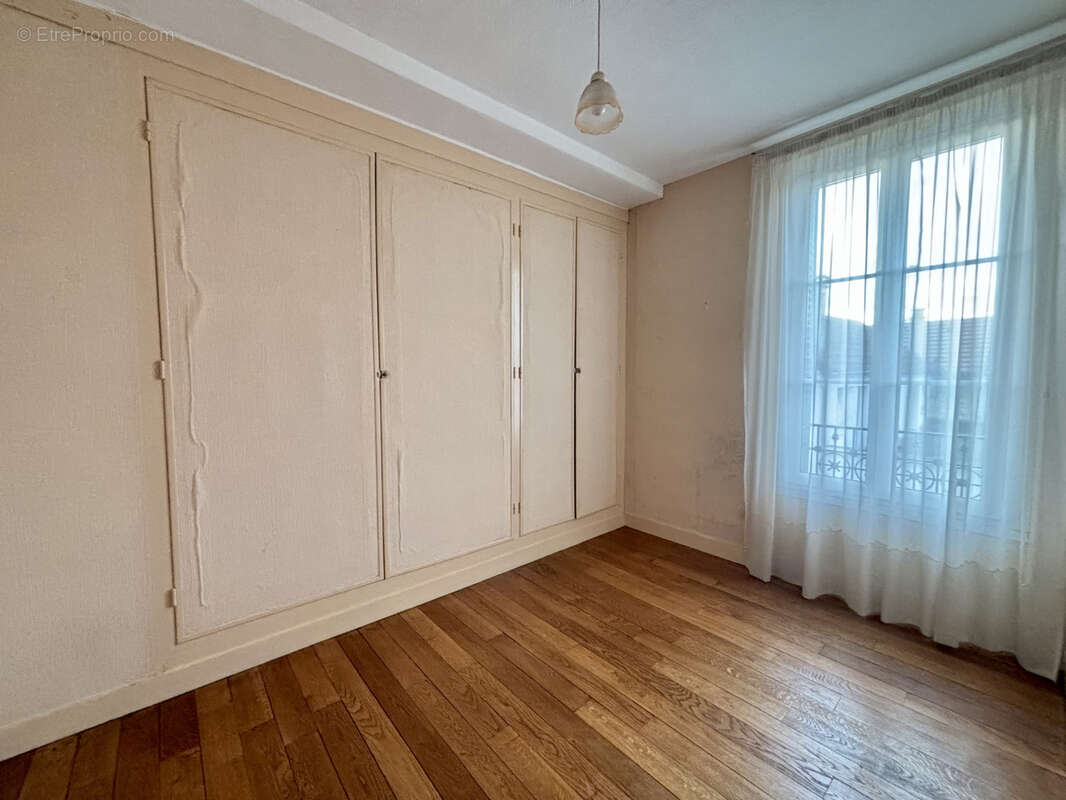 Maison à COULOMMIERS