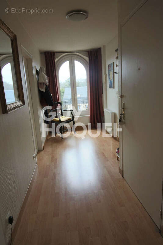 Appartement à LIMOURS