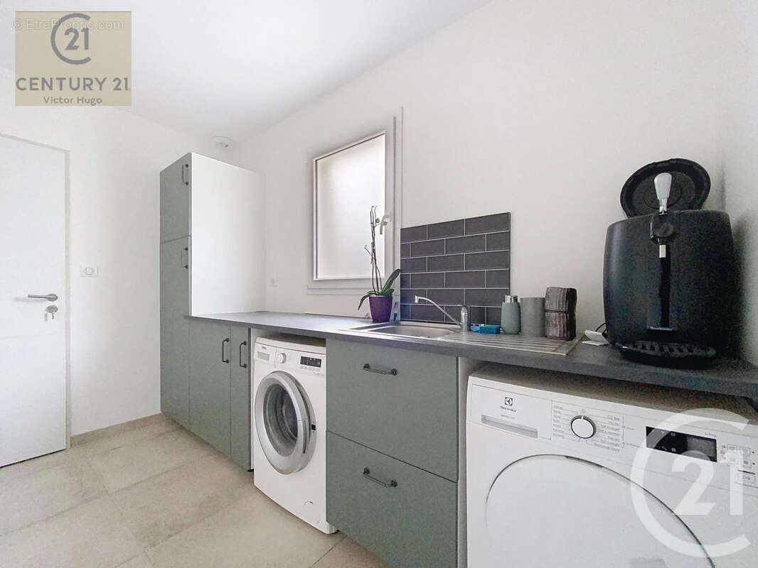 Maison à SAINT-JUNIEN