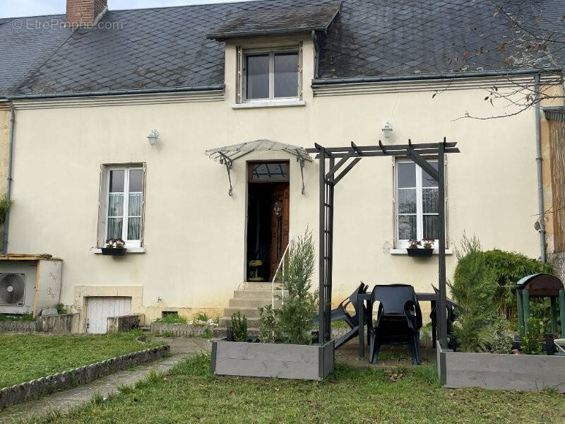 Maison à AUTHON-DU-PERCHE