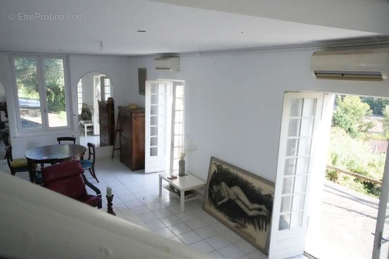 Maison à PORT-SAINTE-MARIE