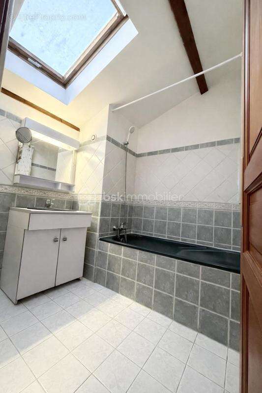 Appartement à POLLIONNAY