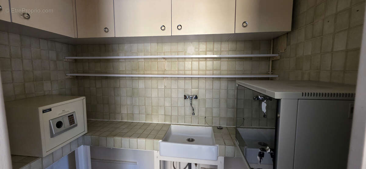 Bureaux / local professionnel 44 m2   boulevard clémenceau   perpignan - photo 6