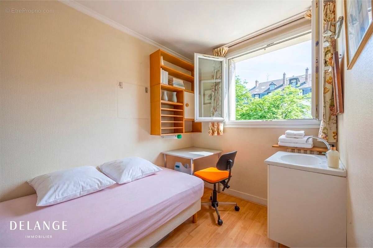 Appartement à PARIS-5E