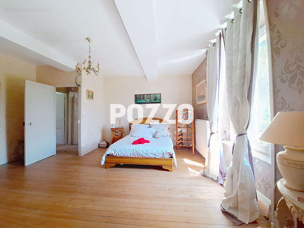 Maison à TRACY-BOCAGE