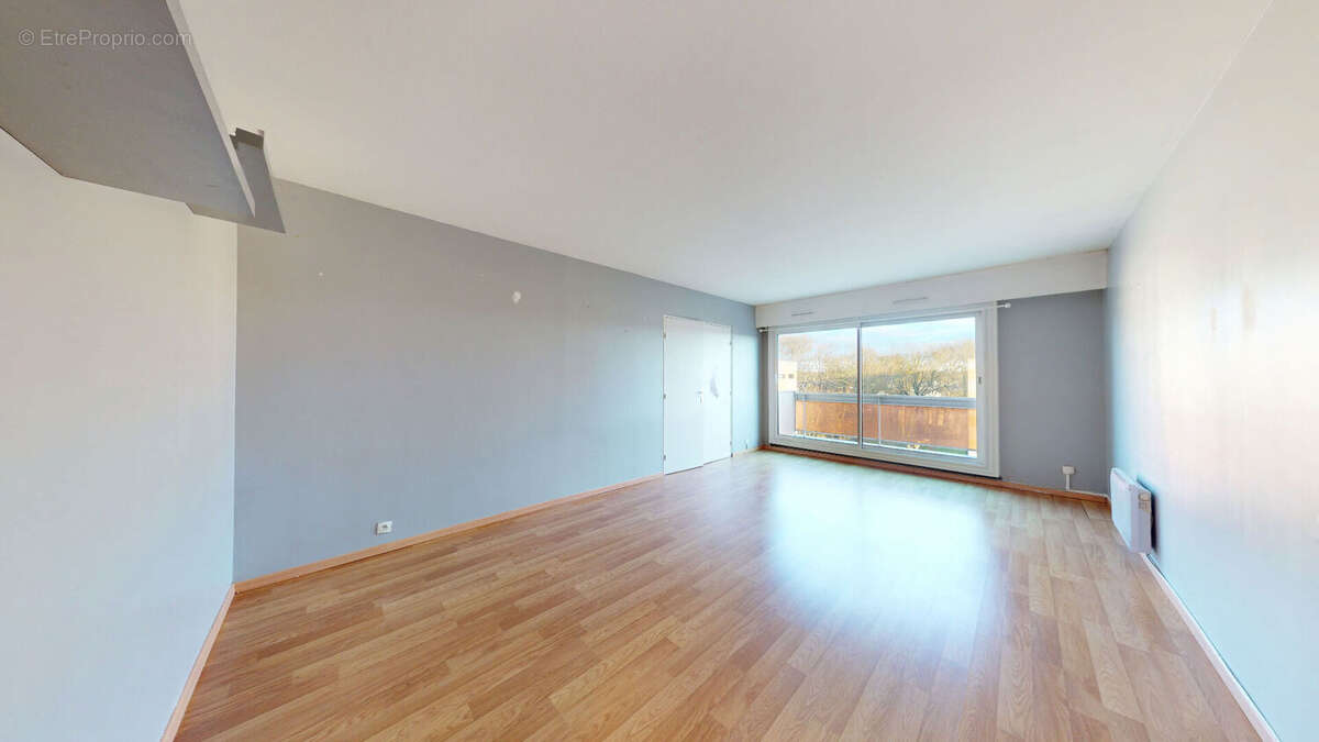 Appartement à ROISSY-EN-BRIE