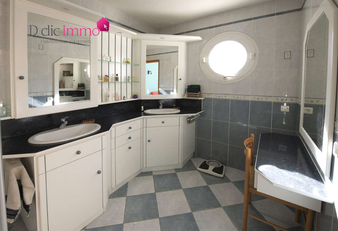 Maison à SAINT-HILAIRE-DE-RIEZ